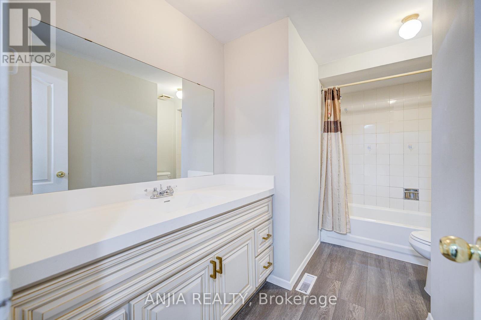 34 Terrosa Road, Markham, Ontario  L3S 2M7 - Photo 24 - N12076045