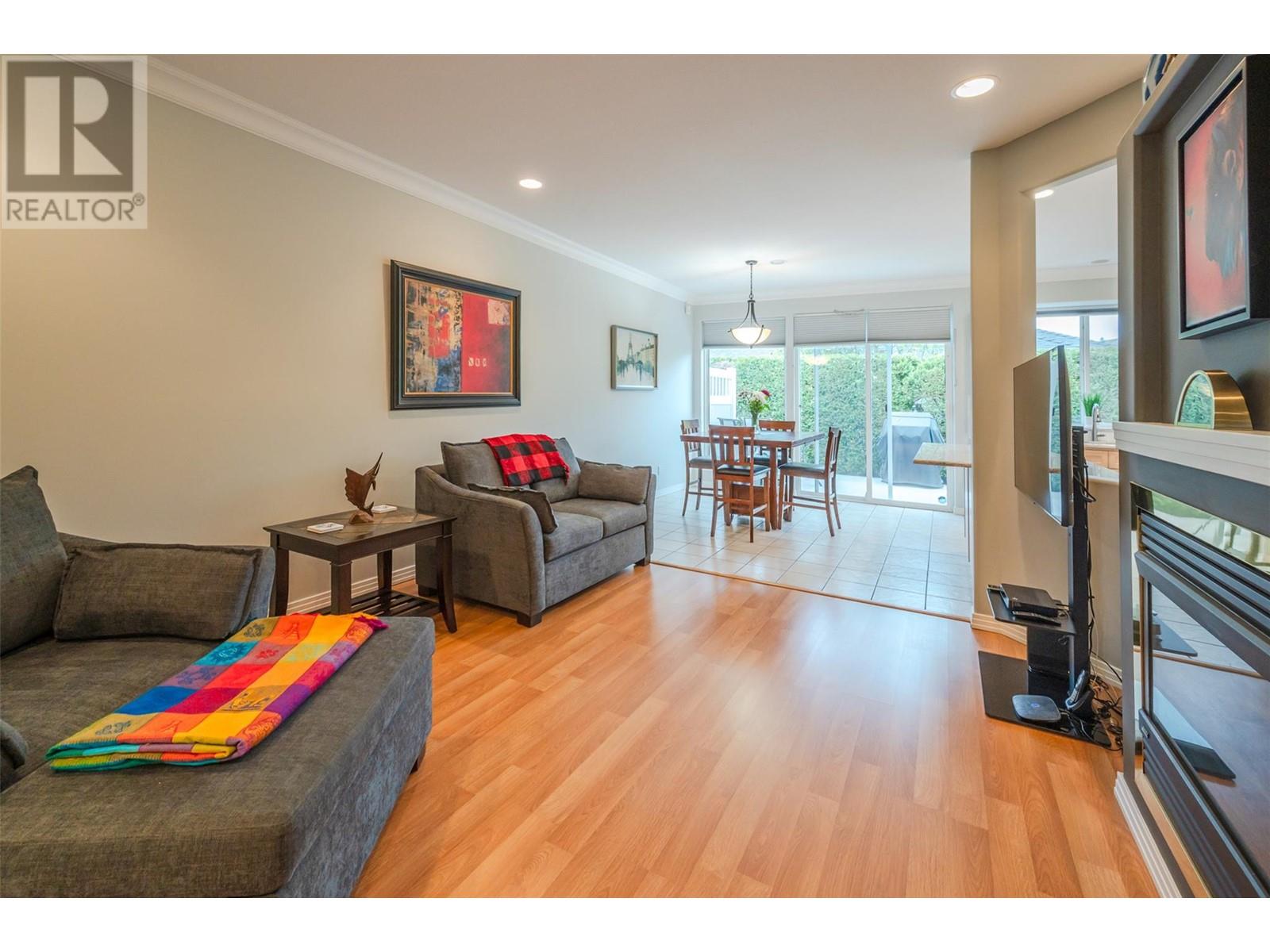 Property at 10505 Elliott Street Unit# 2 image 3