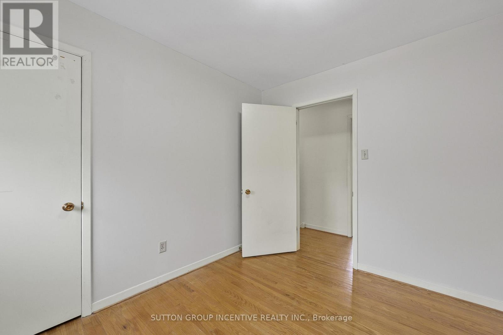 22 Belcourt Avenue, Barrie, Ontario  L4M 4E3 - Photo 28 - S12076058