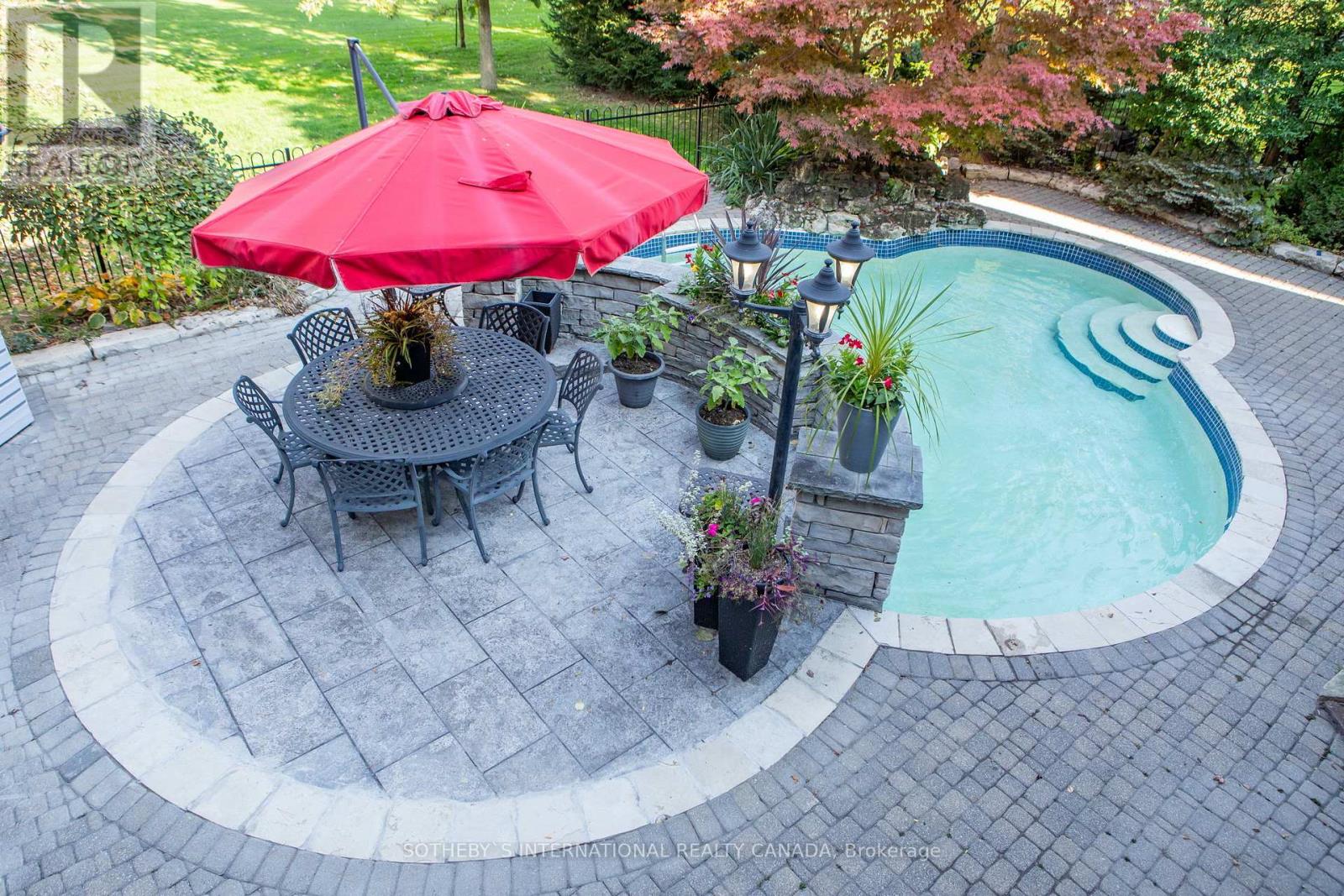 Property at 67 EDEN VALLEY DRIVE image 3
