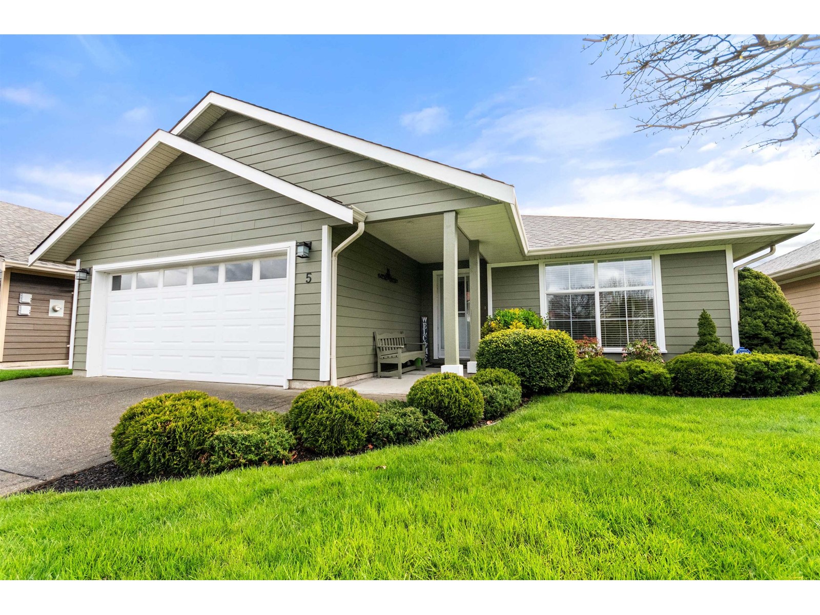 Property at 5 7291 MORROW ROAD image 2