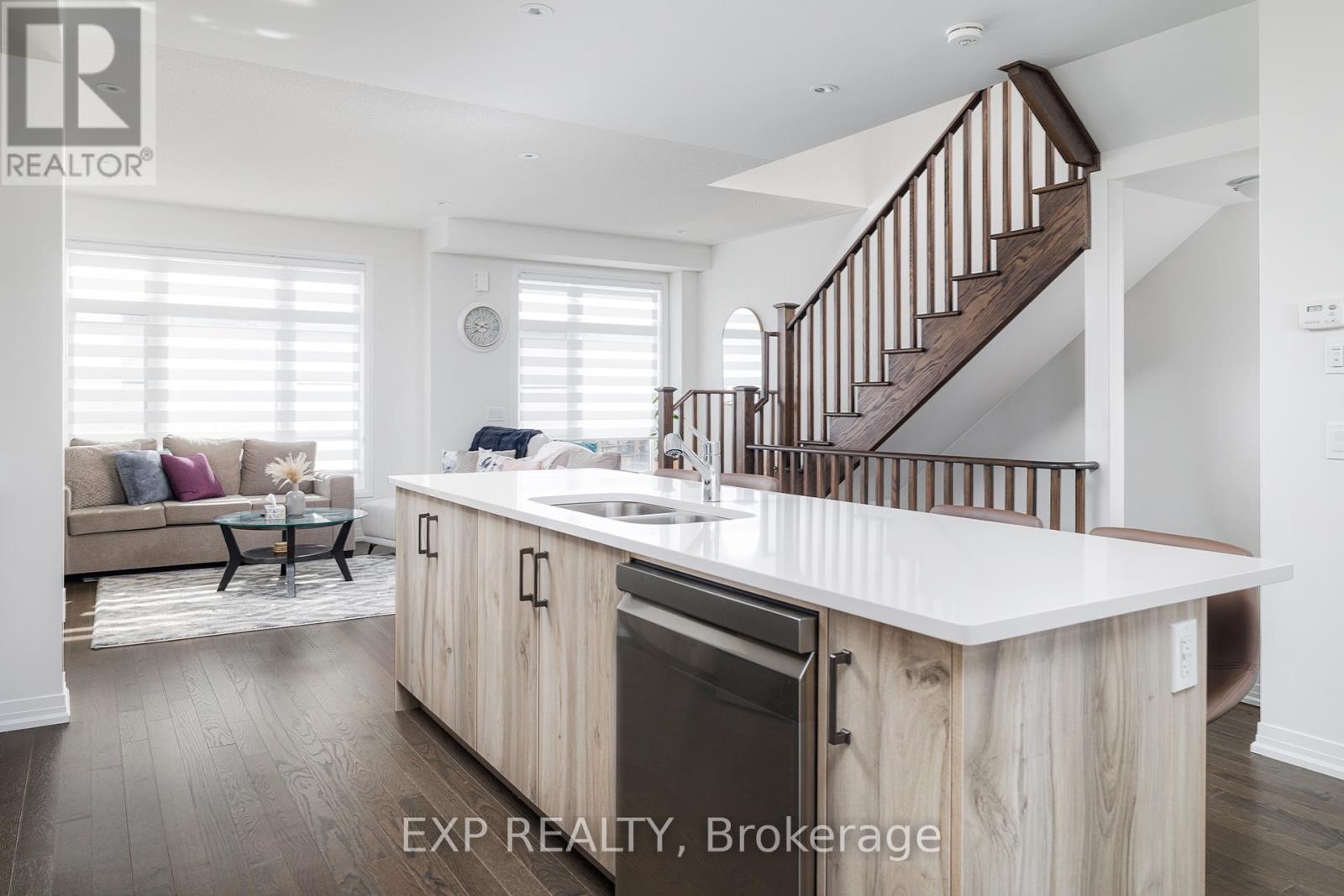 469 Provident Way, Hamilton, Ontario  L0R 1W0 - Photo 10 - X12076023