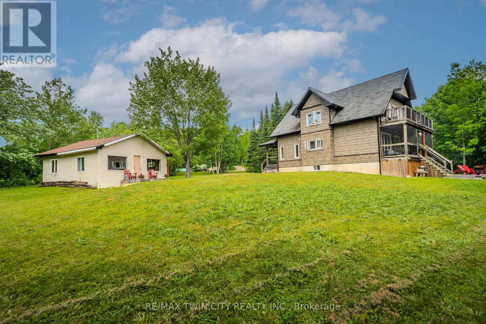 5 Bridge Road, Magnetawan, Ontario  P0A 1P0 - Photo 25 - X12076035