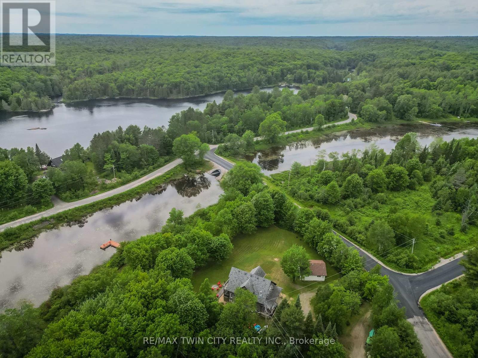 5 Bridge Road, Magnetawan, Ontario  P0A 1P0 - Photo 44 - X12076035