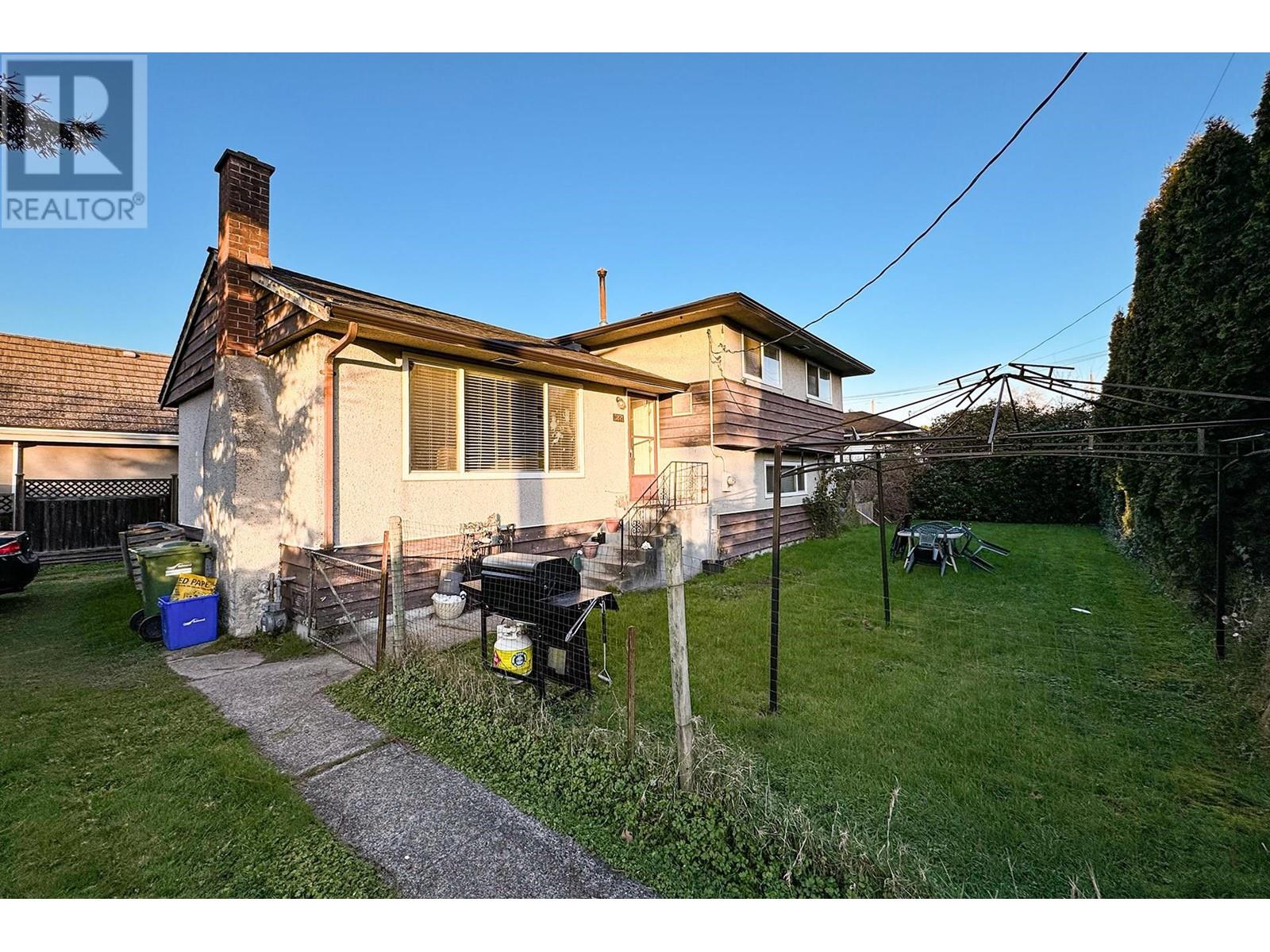 3871 Youngmore Road, Richmond, British Columbia  V7C 1R5 - Photo 1 - R2988361