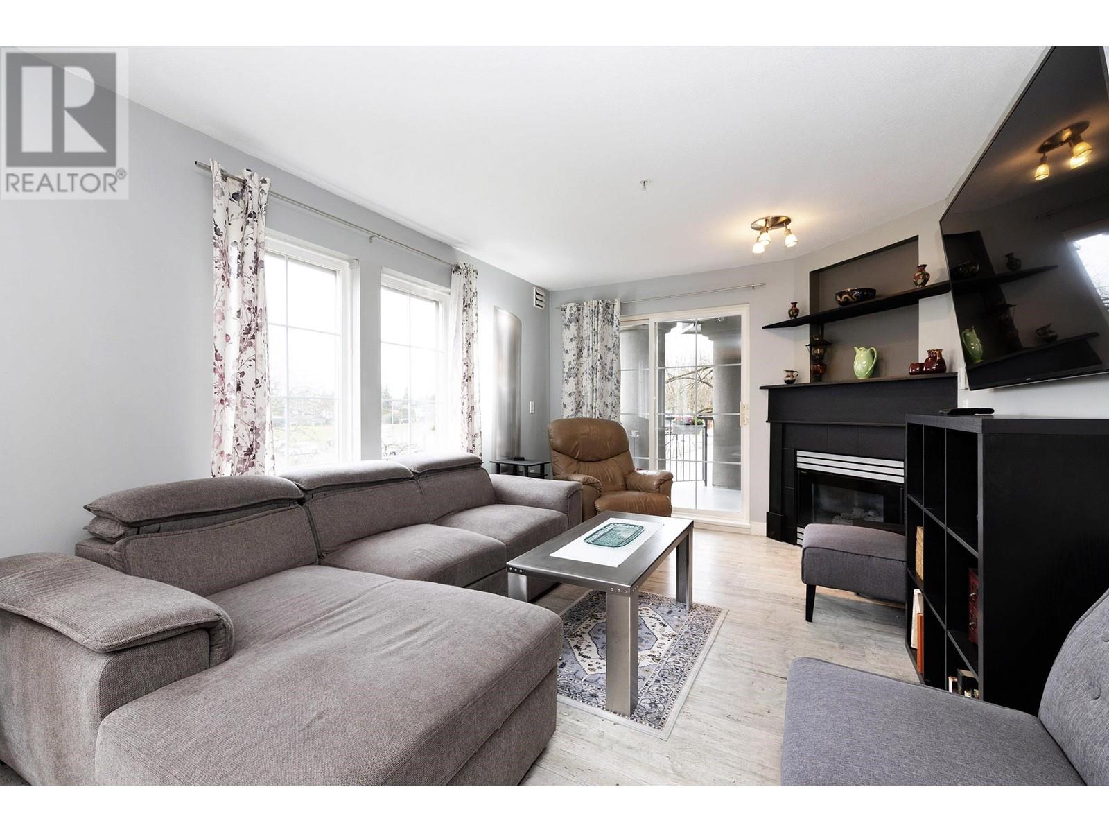 203 1669 Grant Avenue, Port Coquitlam, British Columbia  V3B 7W9 - Photo 4 - R2989168