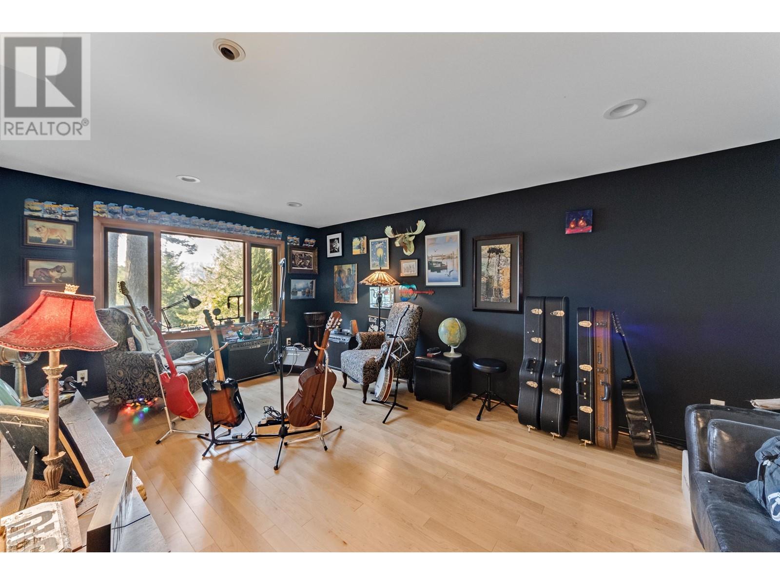 269 David Road, Bowen Island, British Columbia  V0N 1G2 - Photo 15 - R2989192