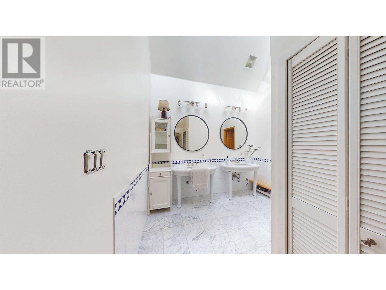 269 David Road, Bowen Island, British Columbia  V0N 1G2 - Photo 16 - R2989192