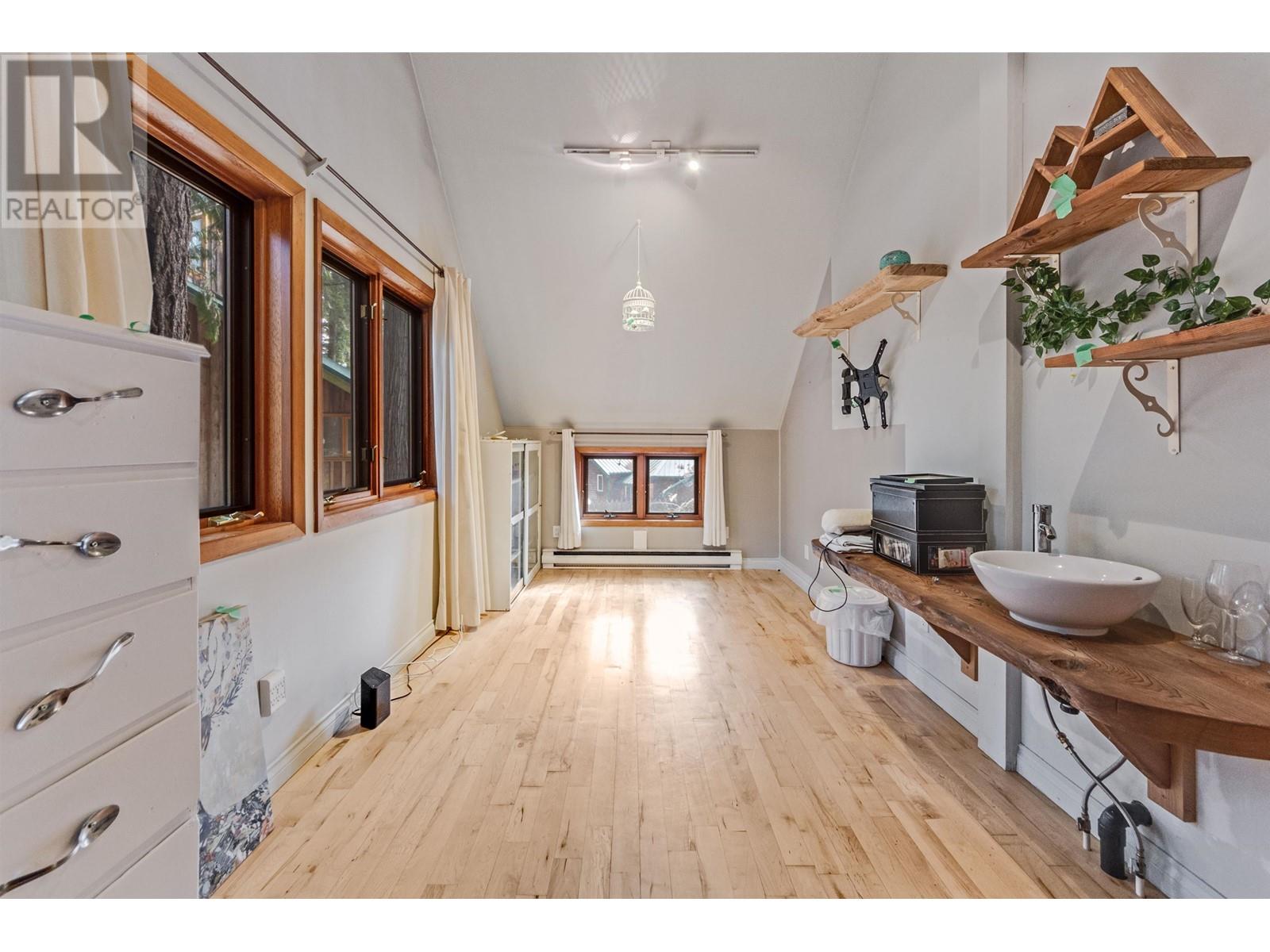 269 David Road, Bowen Island, British Columbia  V0N 1G2 - Photo 22 - R2989192