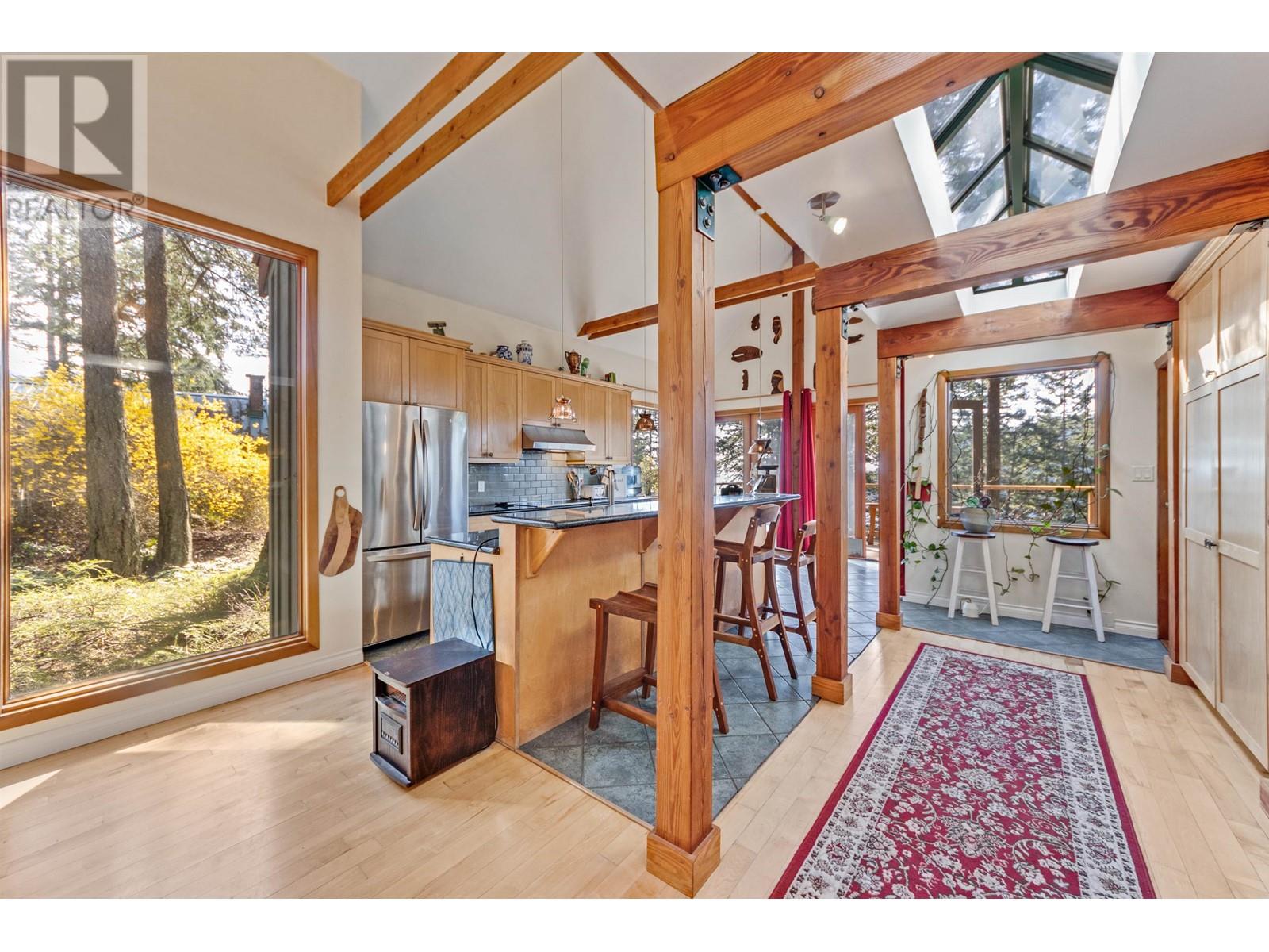 269 David Road, Bowen Island, British Columbia  V0N 1G2 - Photo 9 - R2989192