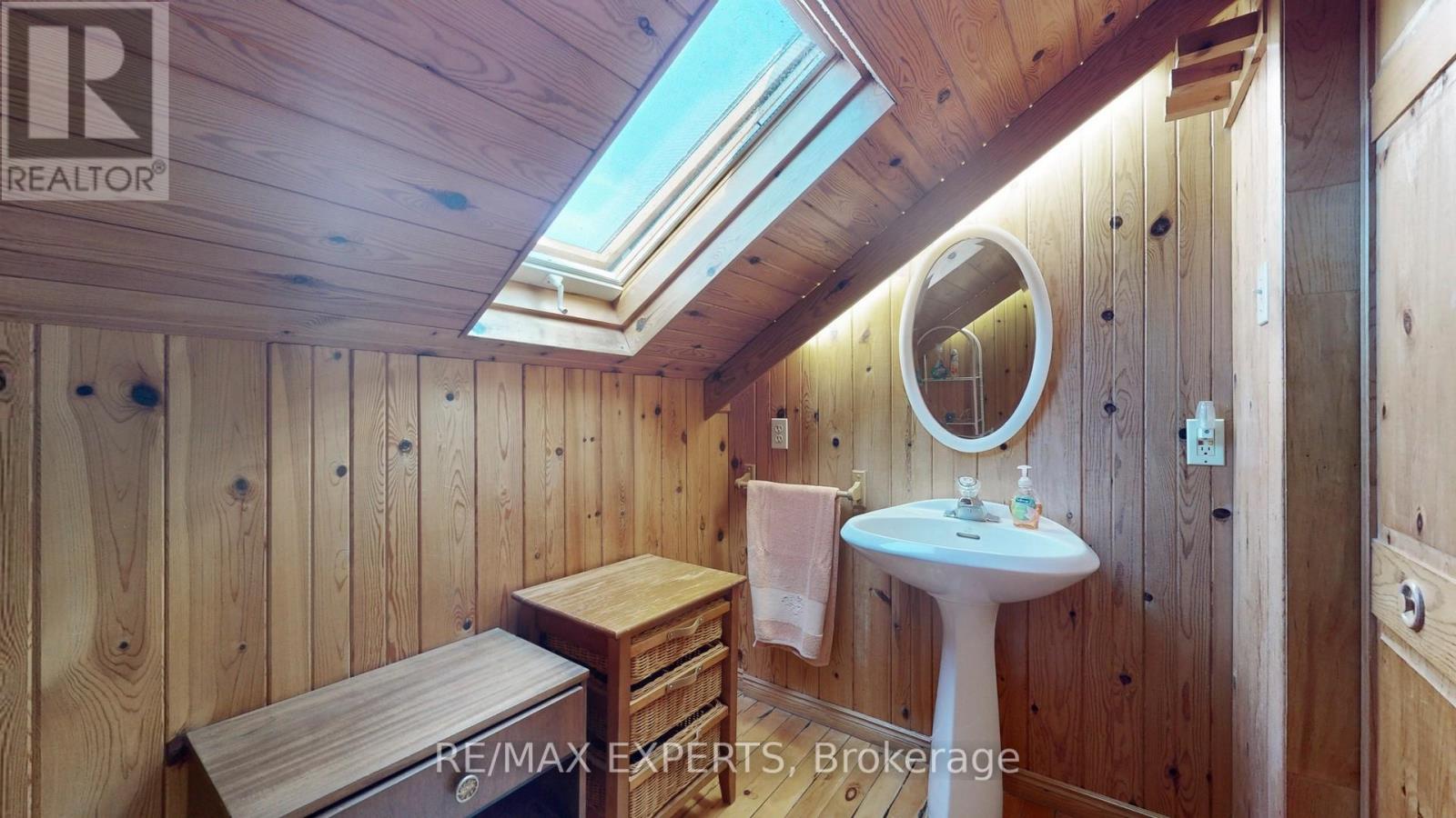 319 Limerick Street, Innisfil, Ontario  L0L 1K0 - Photo 37 - N12076105