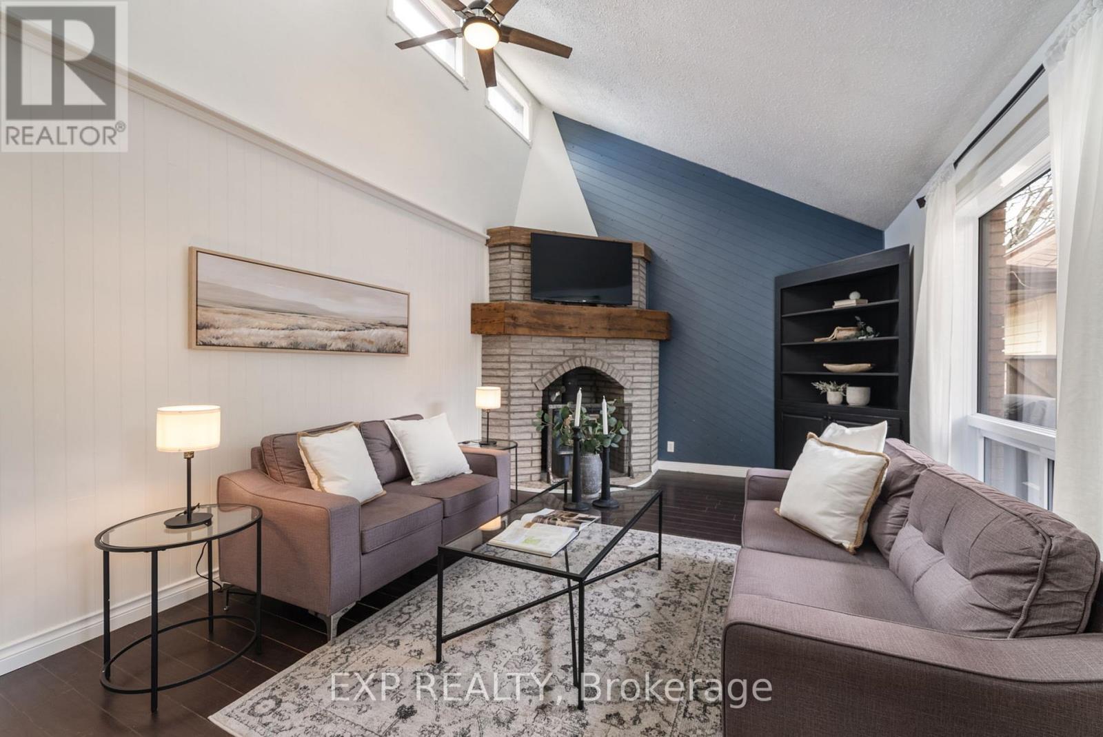 Property at 2795 DALEWOOD COURT image 3