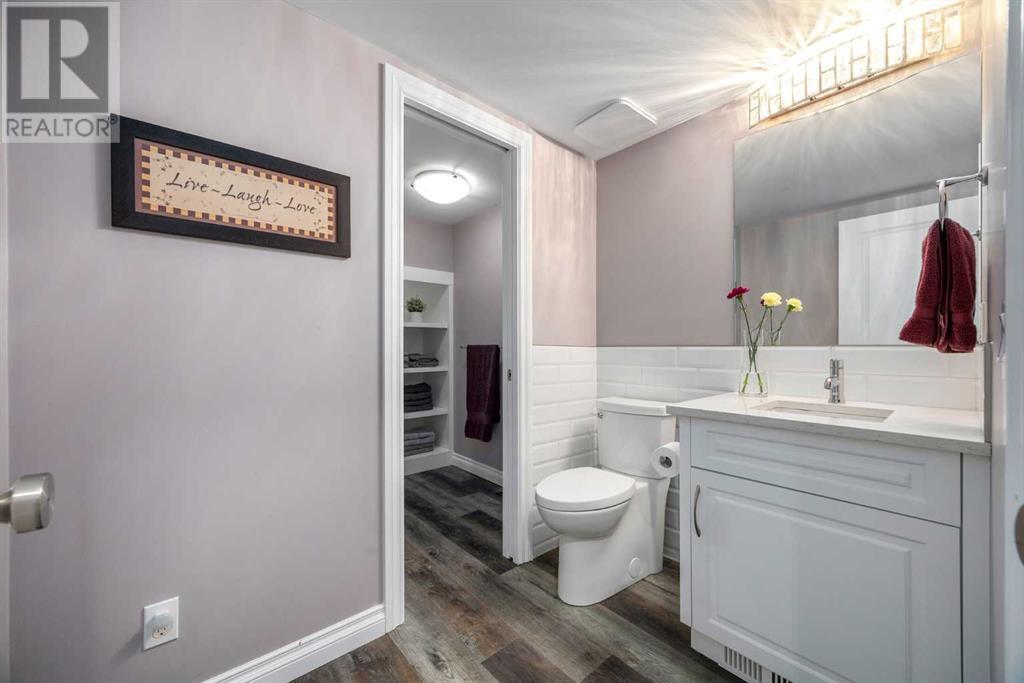 336 Midvalley Place Se, Calgary, Alberta  T2X 1M5 - Photo 19 - A2210241