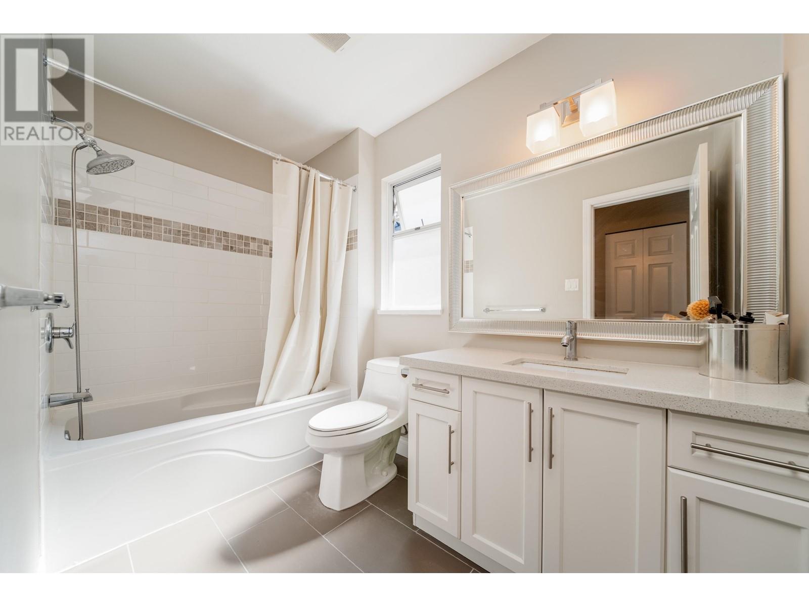 11651 4th Avenue, Richmond, British Columbia  V7E 3H5 - Photo 15 - R2988313