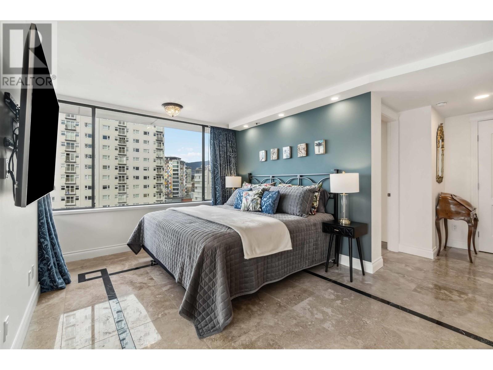 Listing Picture 28 of 40 : 802 1236 BIDWELL STREET, Vancouver / 溫哥華 - 魯藝地產 Yvonne Lu Group - MLS Medallion Club Member