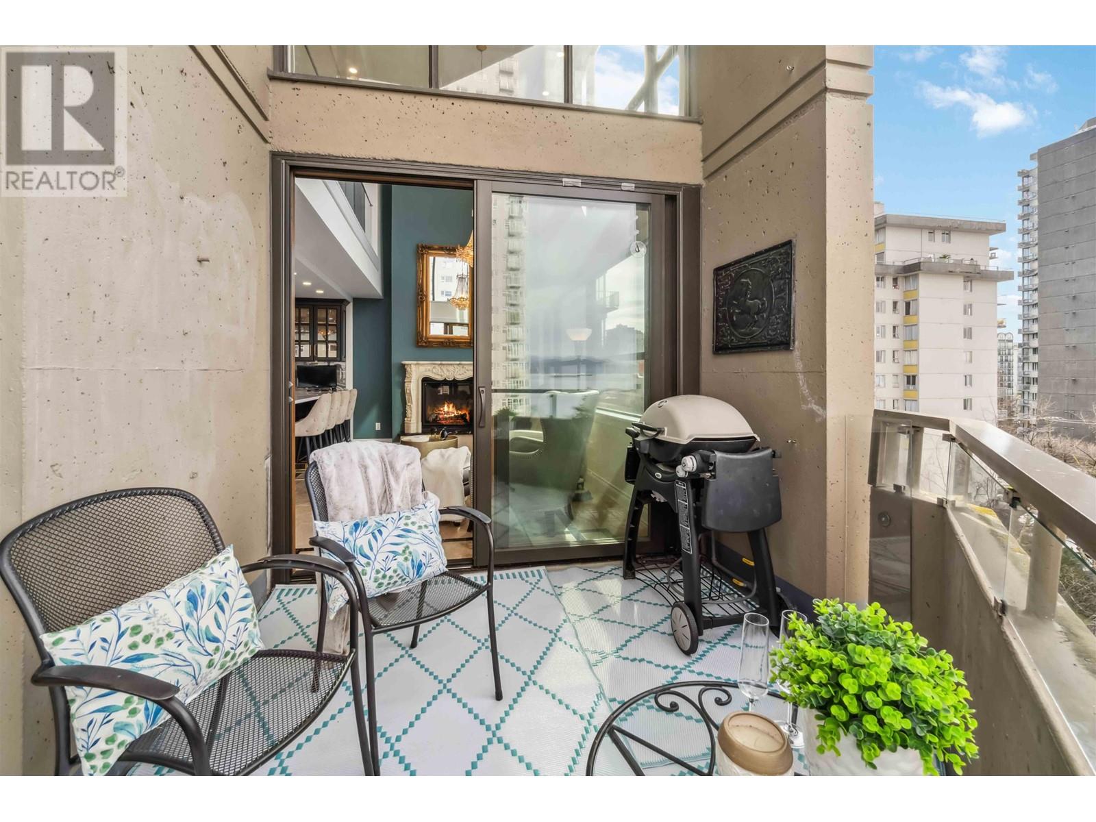 Listing Picture 33 of 40 : 802 1236 BIDWELL STREET, Vancouver / 溫哥華 - 魯藝地產 Yvonne Lu Group - MLS Medallion Club Member