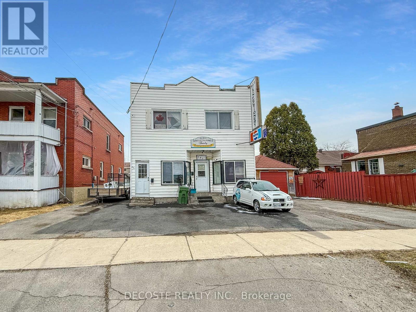 Property at 703-705 FIRST STREET E image 1