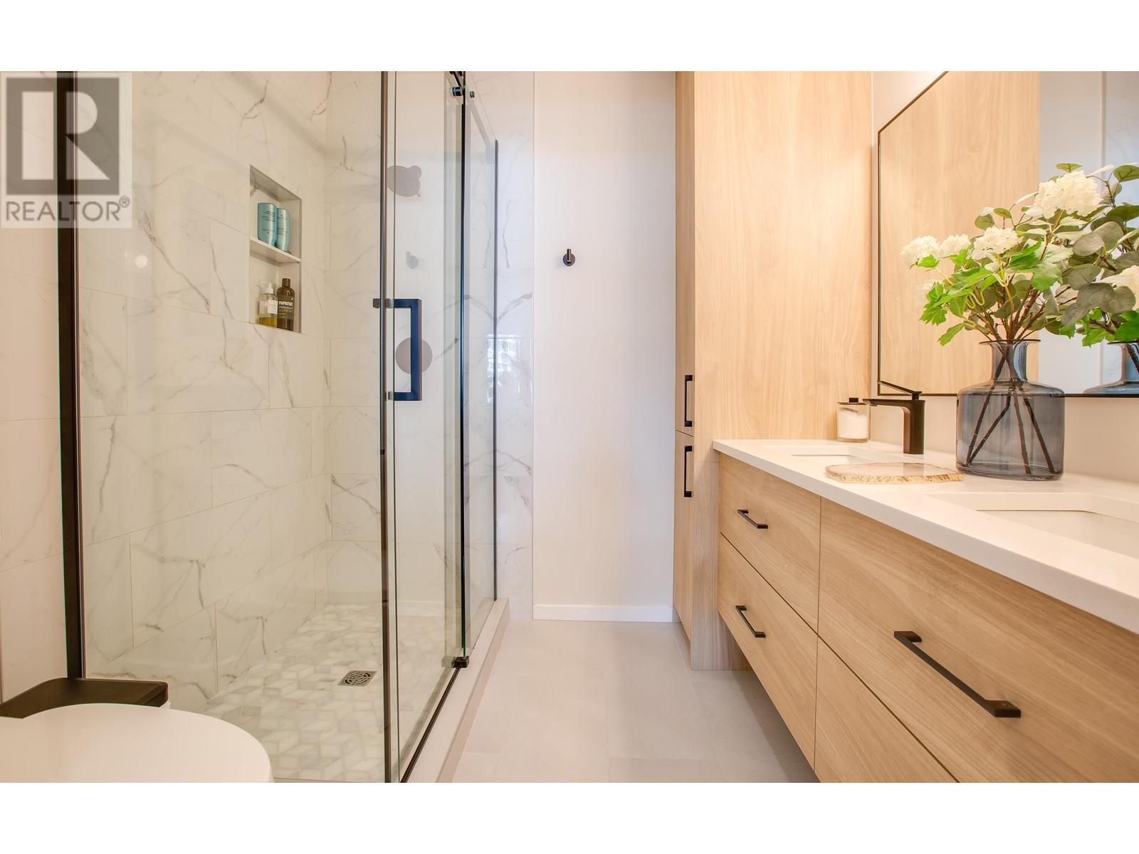 5 301 Klahanie Drive, Port Moody, British Columbia  V3H 0C2 - Photo 12 - R2988387