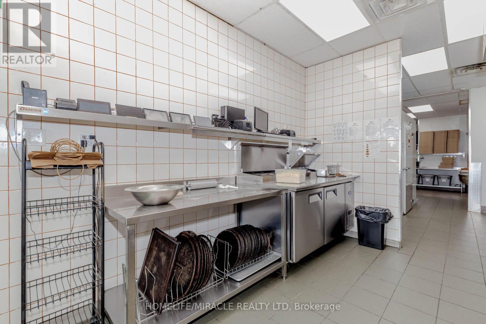 #1 - 2372 Eglinton Avenue E, Toronto, Ontario  M1K 2P3 - Photo 17 - E12076131