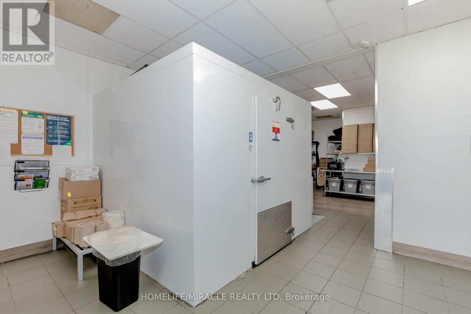 #1 - 2372 Eglinton Avenue E, Toronto, Ontario  M1K 2P3 - Photo 21 - E12076131
