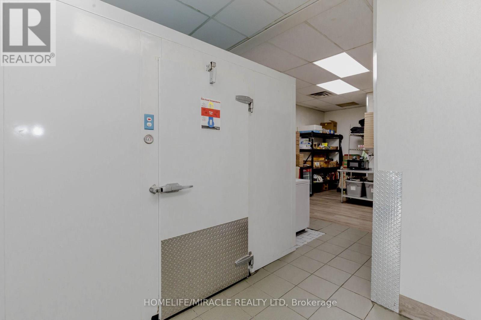 #1 - 2372 Eglinton Avenue E, Toronto, Ontario  M1K 2P3 - Photo 24 - E12076131