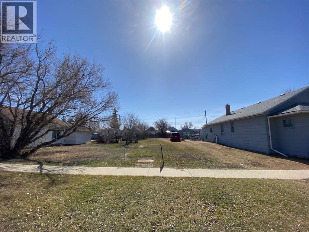 203 2 Avenue E, hanna, Alberta