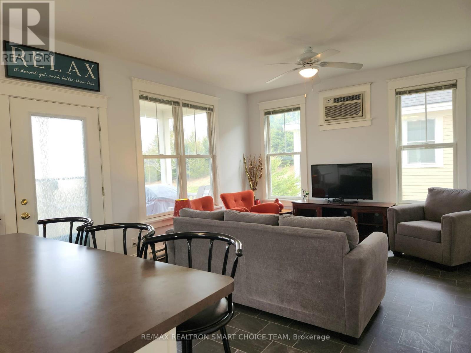 18 Meadow View Lane, Prince Edward County, Ontario  K0K 1P0 - Photo 12 - X12076163
