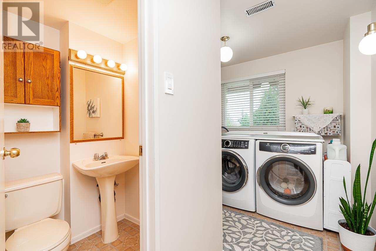 207 Harvard Drive, Port Moody, British Columbia  V3H 1S9 - Photo 22 - R2988652