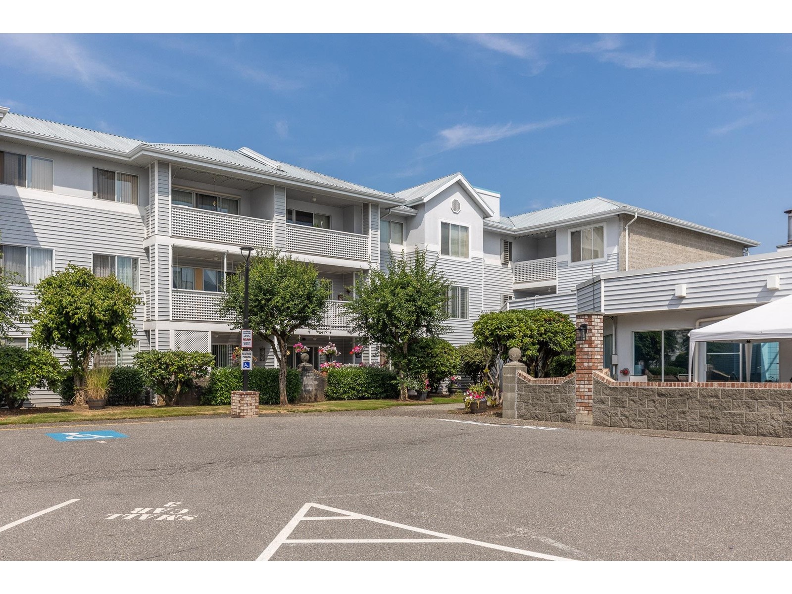 Property at 307 32823 LANDEAU PLACE image 3
