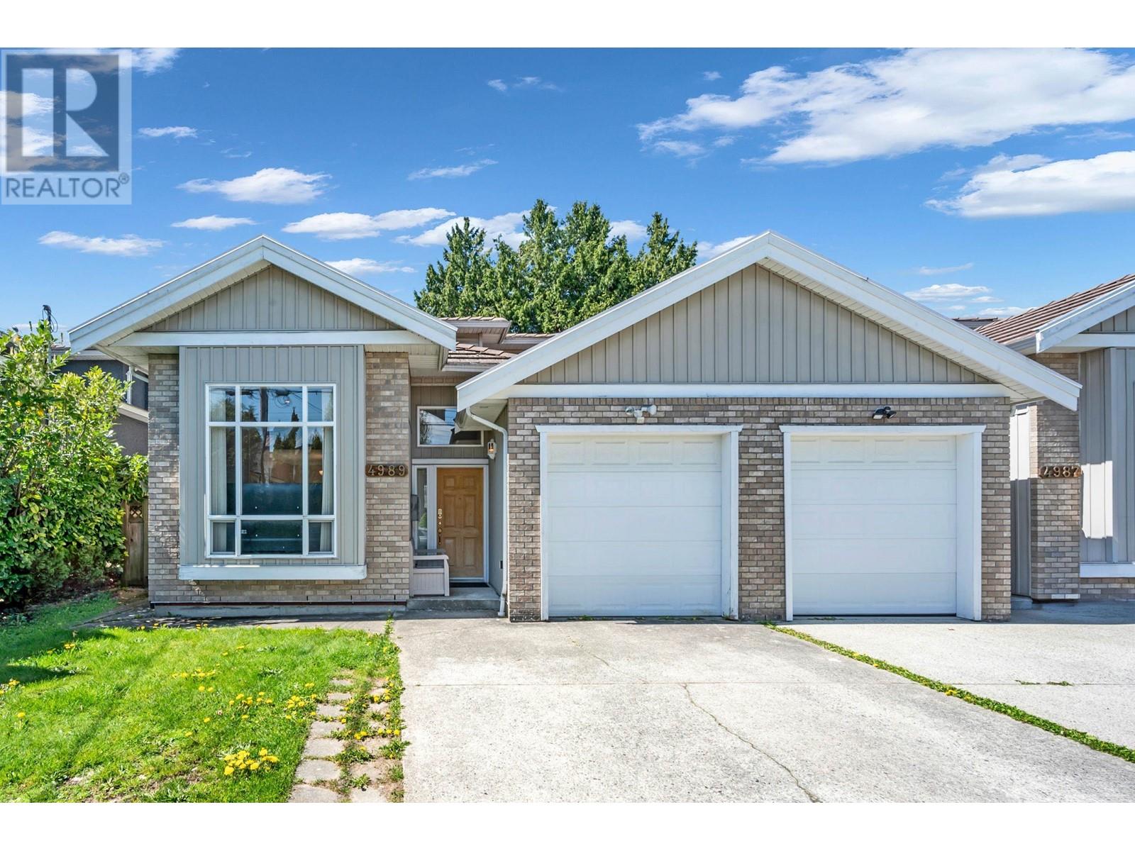 4989 SMITH AVENUE, burnaby, British Columbia