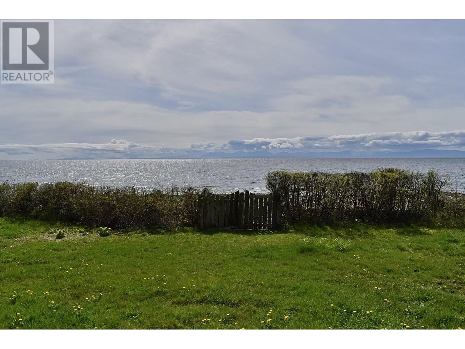 2763 Lower Road, Roberts Creek, British Columbia  V0N 2W4 - Photo 11 - R2988176