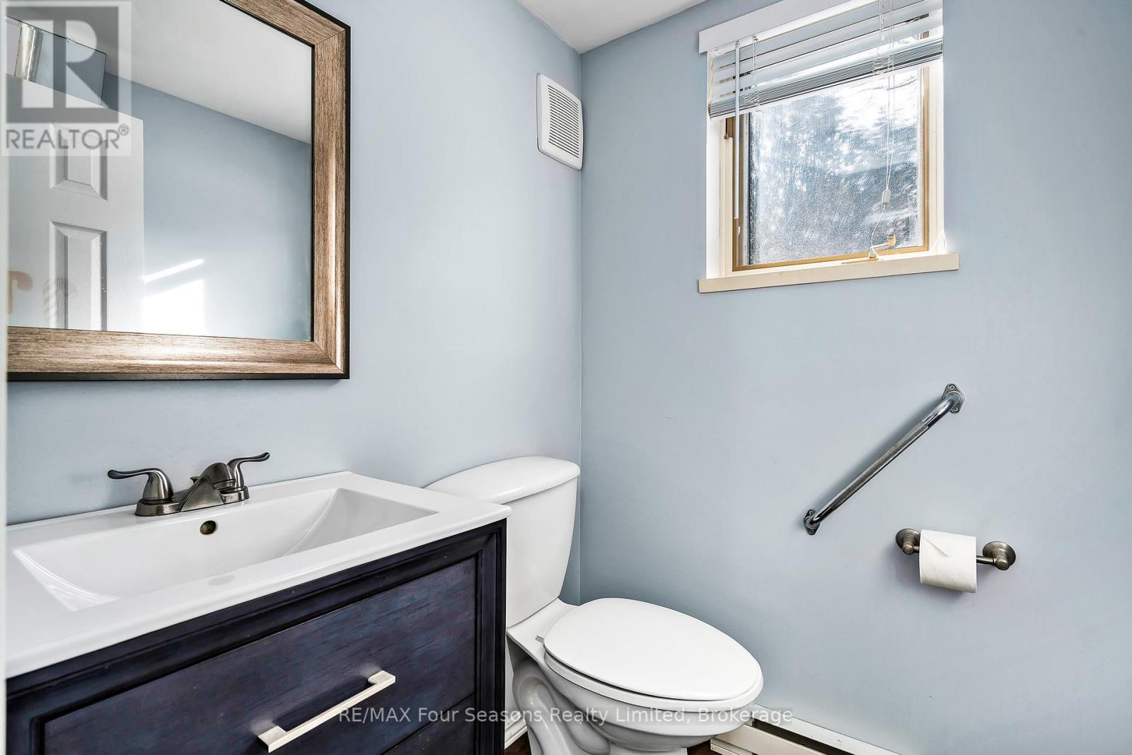 46 East Street, Collingwood, Ontario  L9Y 3W6 - Photo 18 - S12076194
