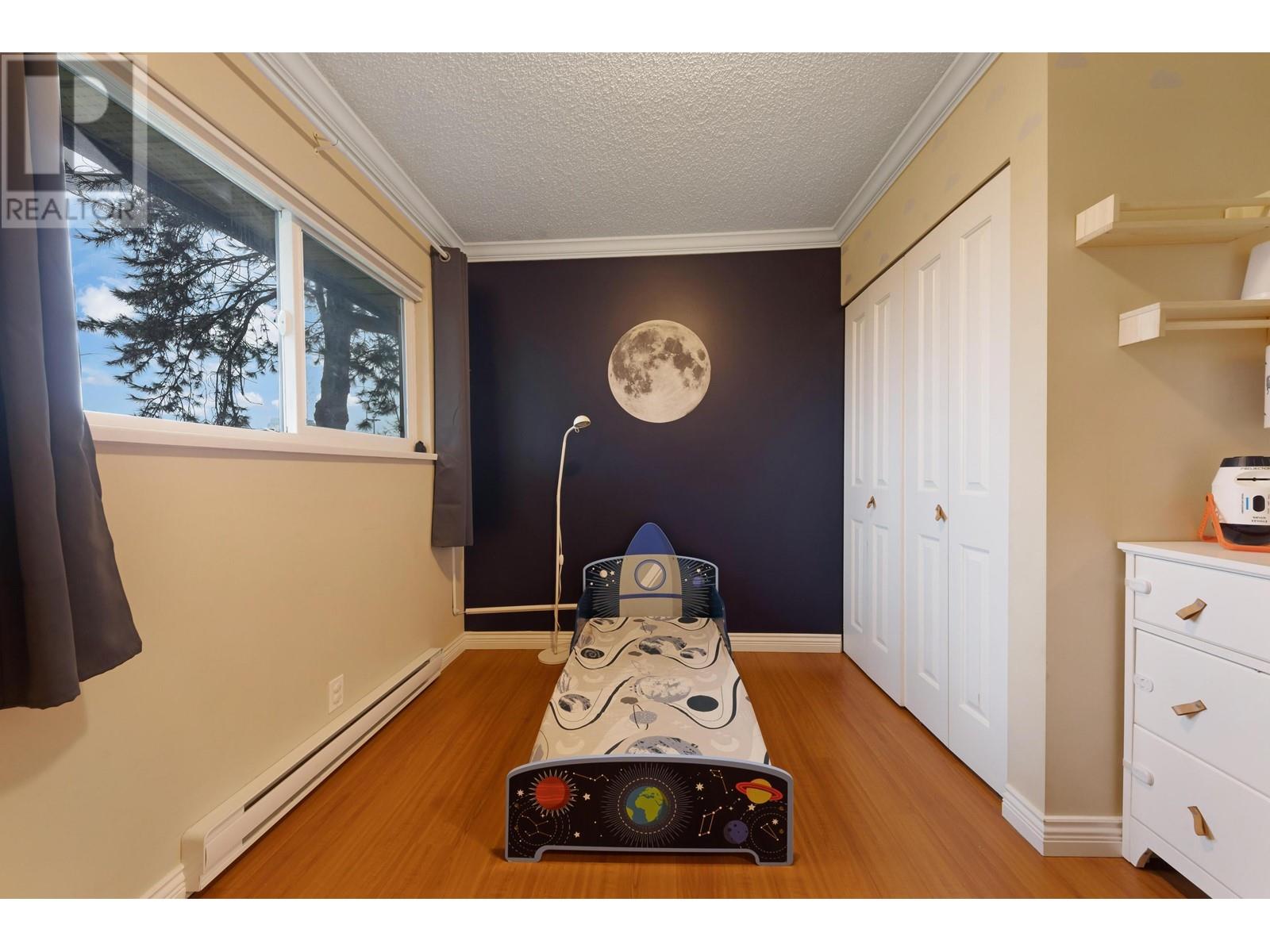 3058 Smith Avenue, Burnaby, British Columbia  V5G 4M6 - Photo 12 - R2989214
