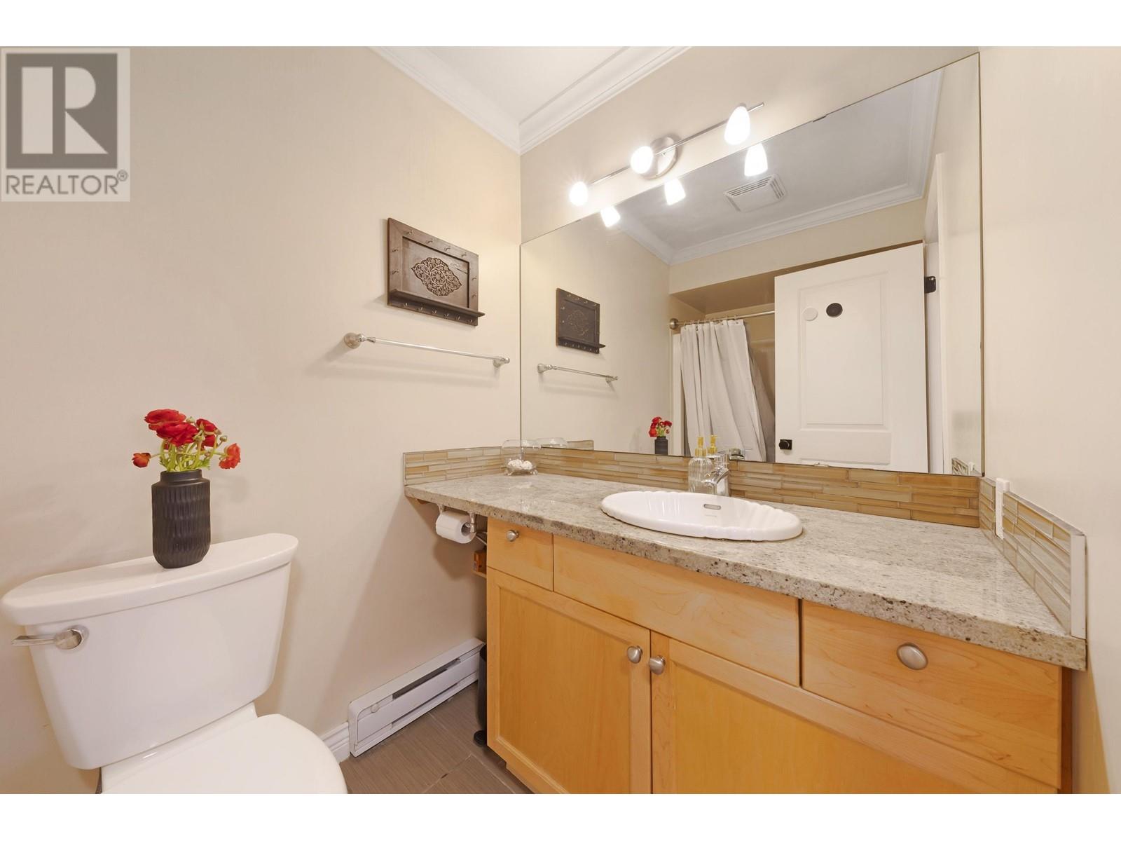 3058 Smith Avenue, Burnaby, British Columbia  V5G 4M6 - Photo 15 - R2989214