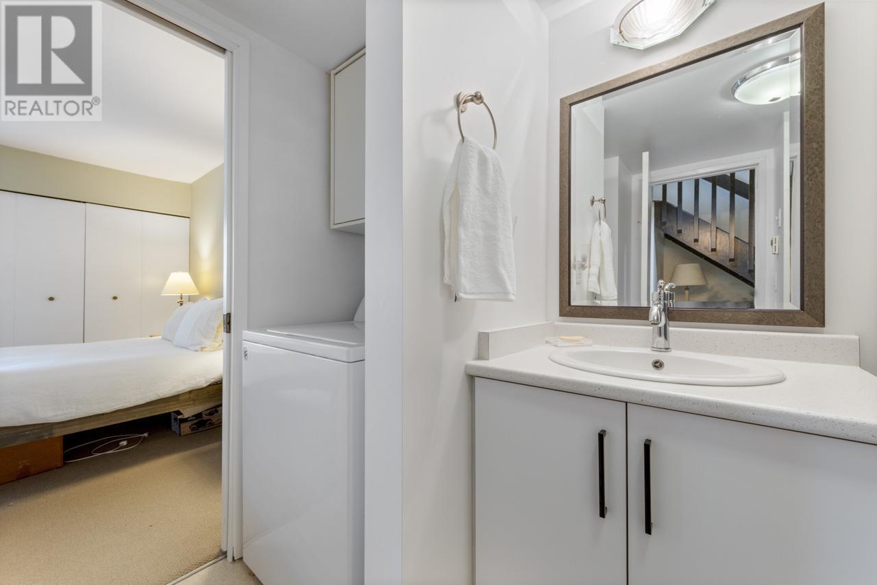 1 1081 W 8th Avenue, Vancouver, British Columbia  V6H 1C3 - Photo 19 - R2989233