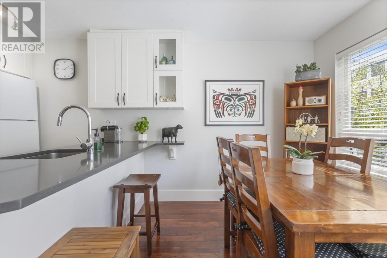 1 1081 W 8th Avenue, Vancouver, British Columbia  V6H 1C3 - Photo 8 - R2989233