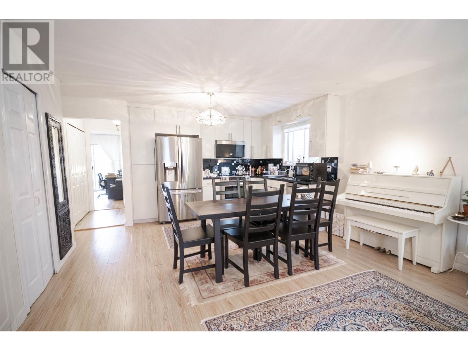 1709 Tatlow Avenue, North Vancouver, British Columbia  V7P 3A1 - Photo 15 - R2989216