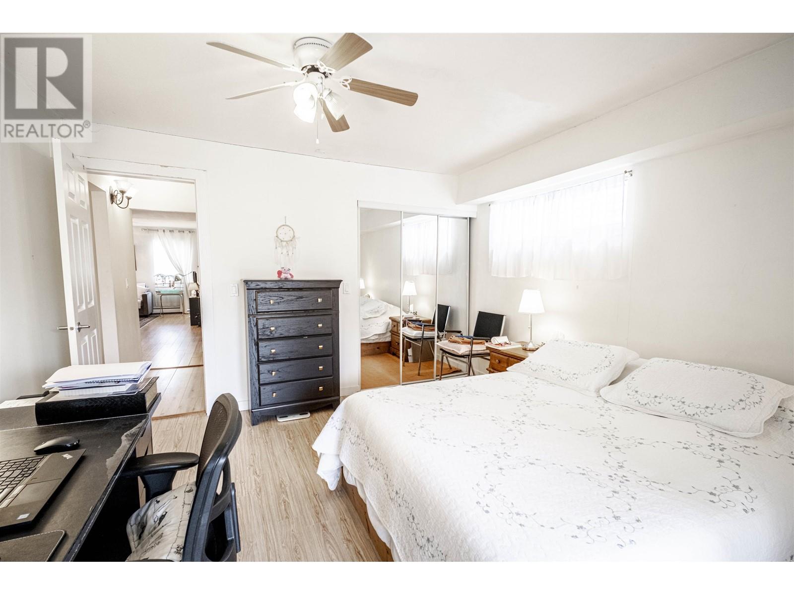 1709 Tatlow Avenue, North Vancouver, British Columbia  V7P 3A1 - Photo 18 - R2989216