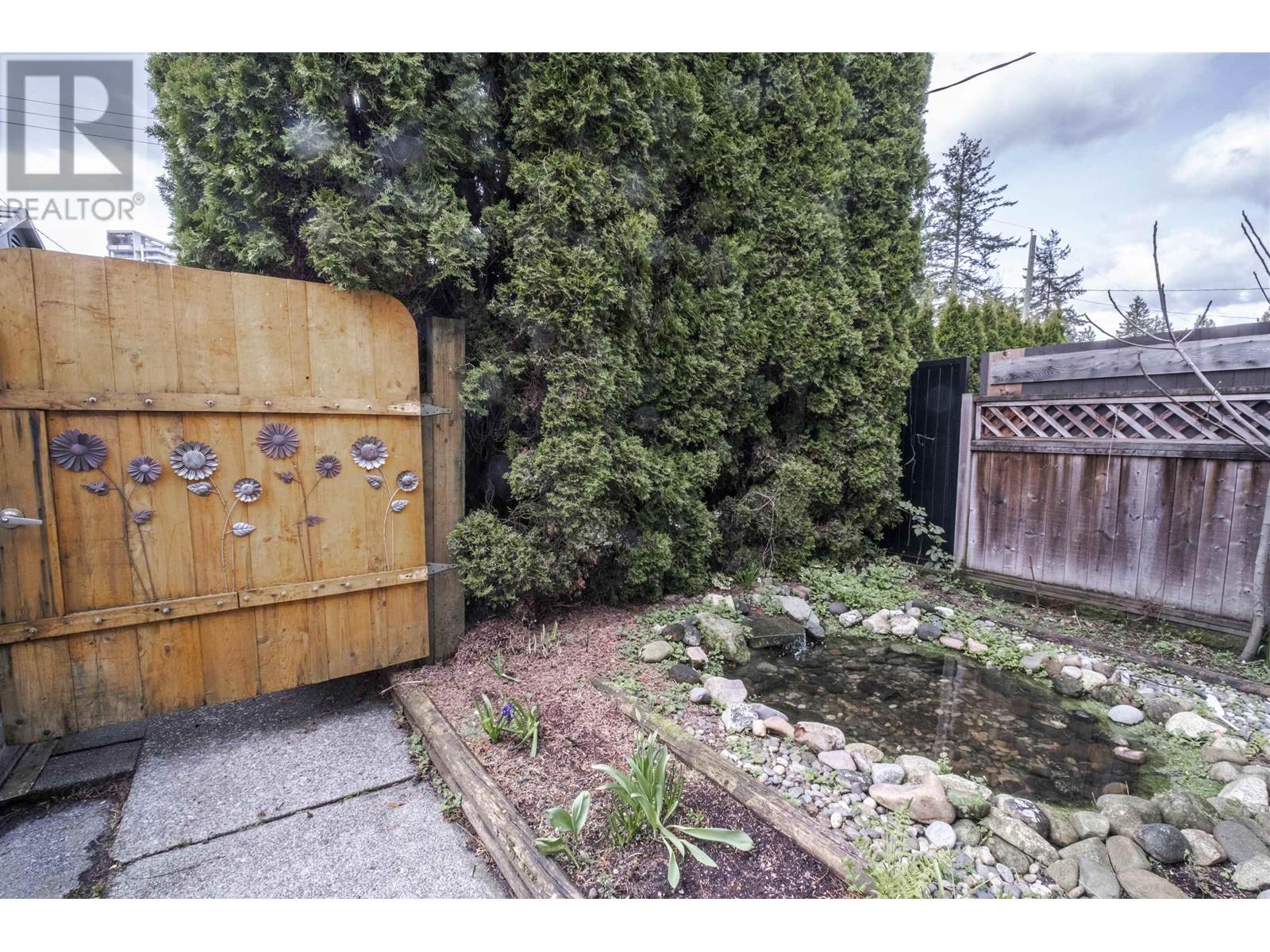 1709 Tatlow Avenue, North Vancouver, British Columbia  V7P 3A1 - Photo 24 - R2989216