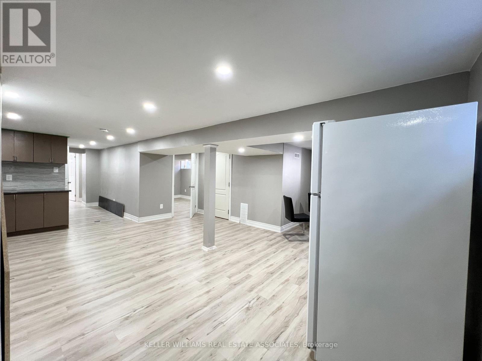 Bsmt - 23 Kennebec Crescent, Toronto, Ontario  M9W 2R6 - Photo 11 - W12076208
