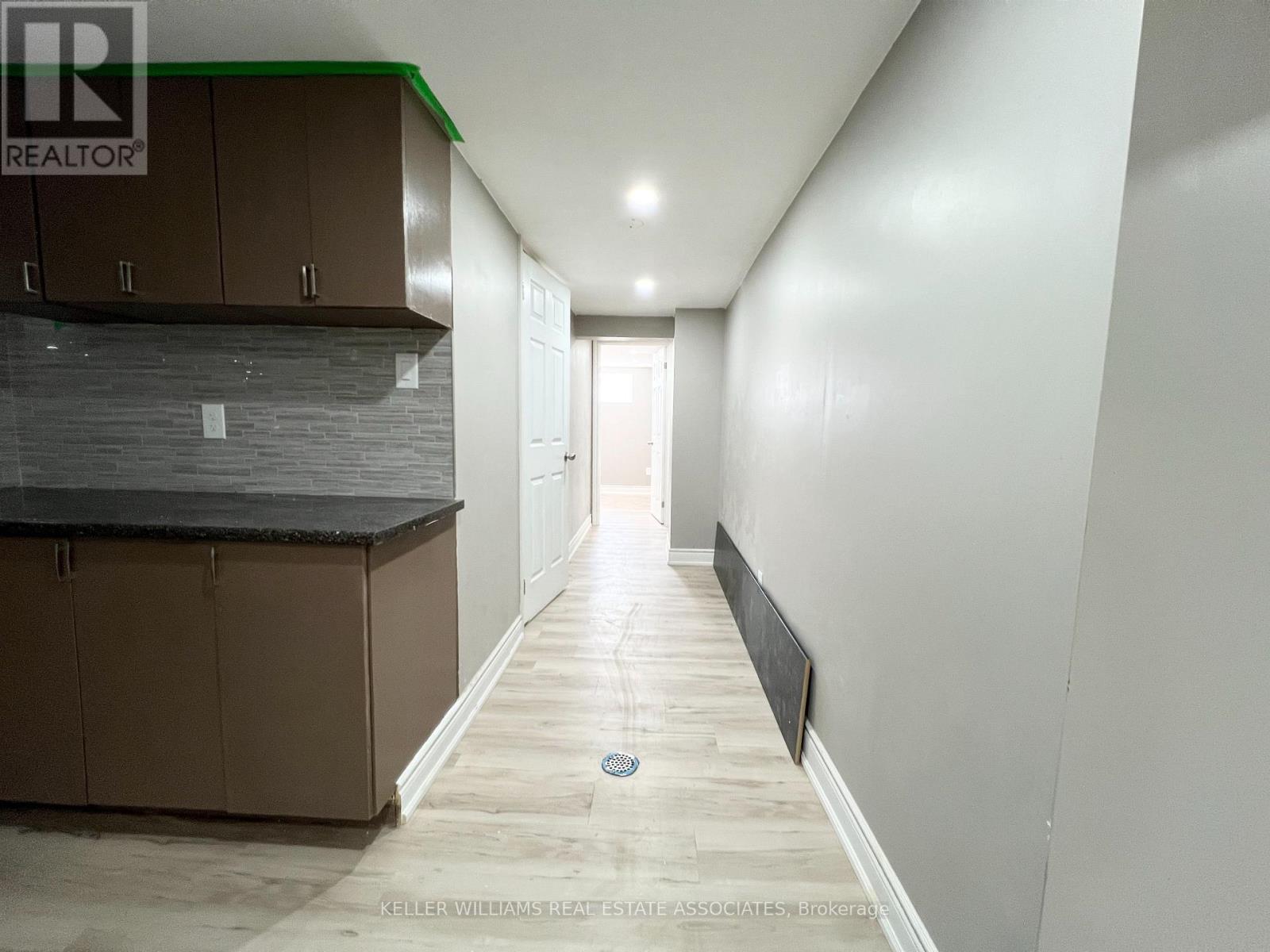 Bsmt - 23 Kennebec Crescent, Toronto, Ontario  M9W 2R6 - Photo 19 - W12076208