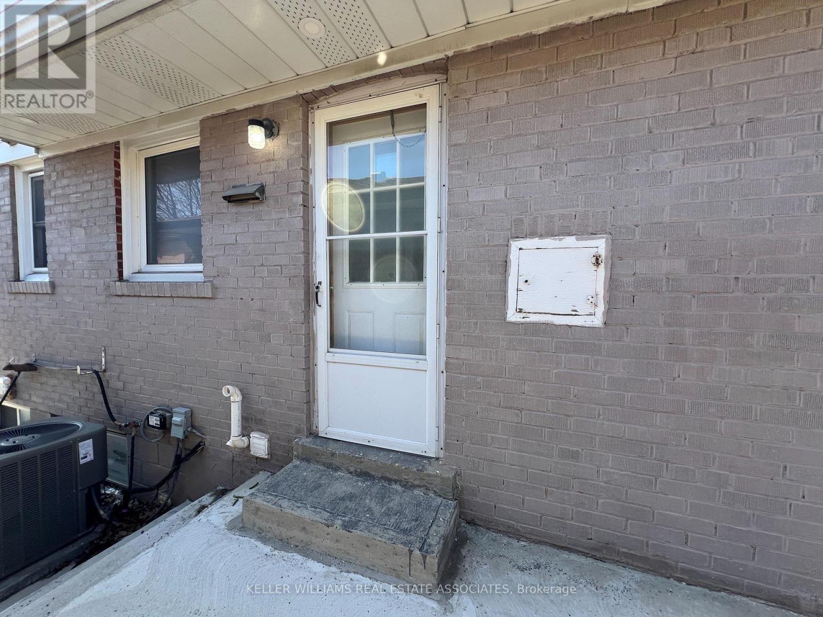 Bsmt - 23 Kennebec Crescent, Toronto, Ontario  M9W 2R6 - Photo 3 - W12076208