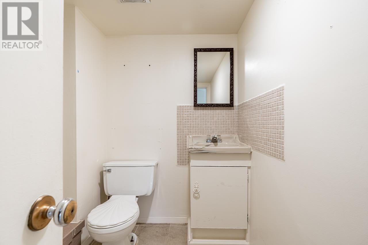 6907 Dunnedin Street, Burnaby, British Columbia  V5B 1Z1 - Photo 27 - R2988352