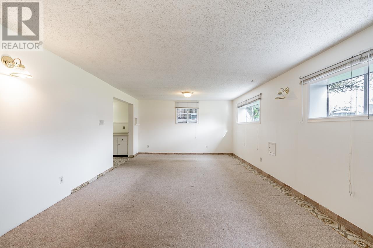 6907 Dunnedin Street, Burnaby, British Columbia  V5B 1Z1 - Photo 23 - R2988352