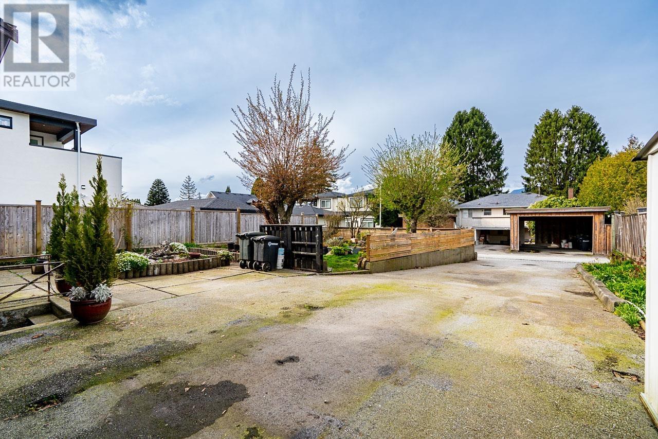 6907 Dunnedin Street, Burnaby, British Columbia  V5B 1Z1 - Photo 34 - R2988352