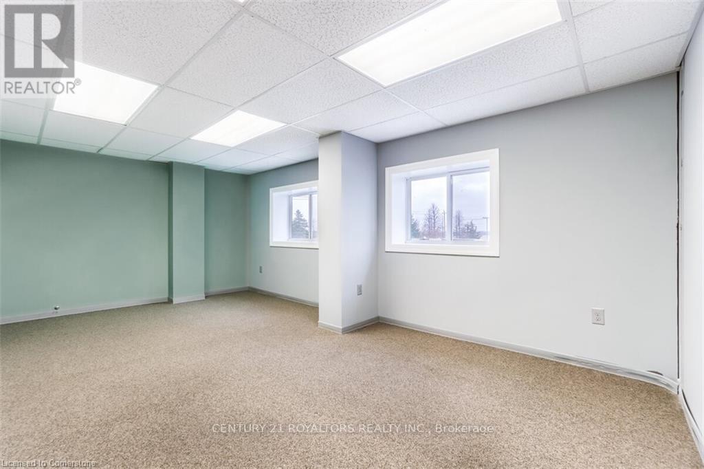 1015 Ridgeway Road, Woodstock, Ontario  N4V 1E2 - Photo 19 - X12075754