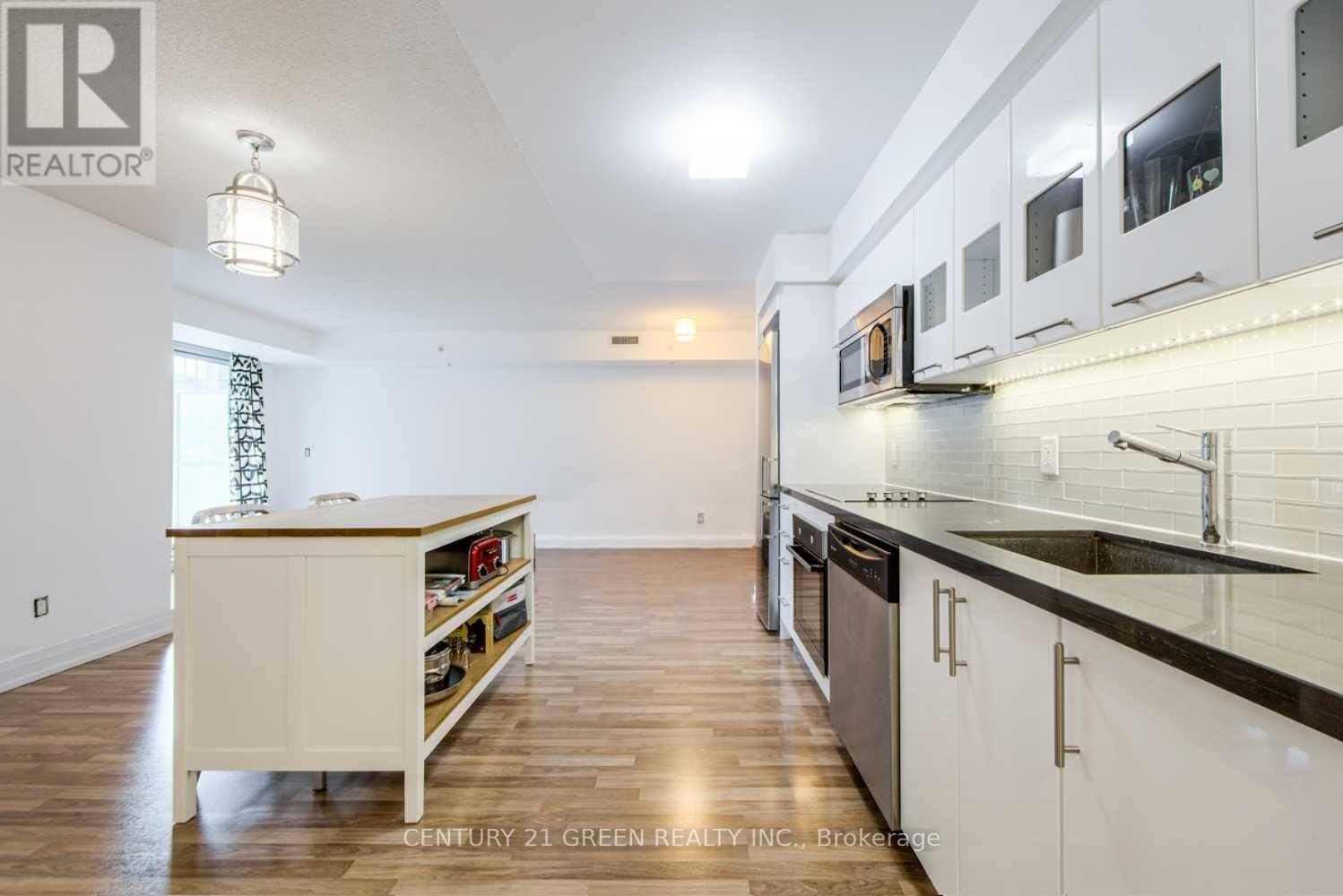 E501 - 555 Wilson Avenue, Toronto, Ontario  M3H 0C5 - Photo 13 - C12076257