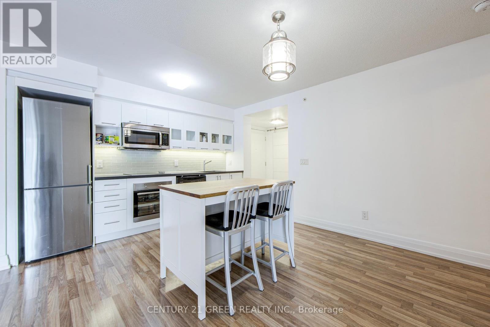 E501 - 555 Wilson Avenue, Toronto, Ontario  M3H 0C5 - Photo 14 - C12076257