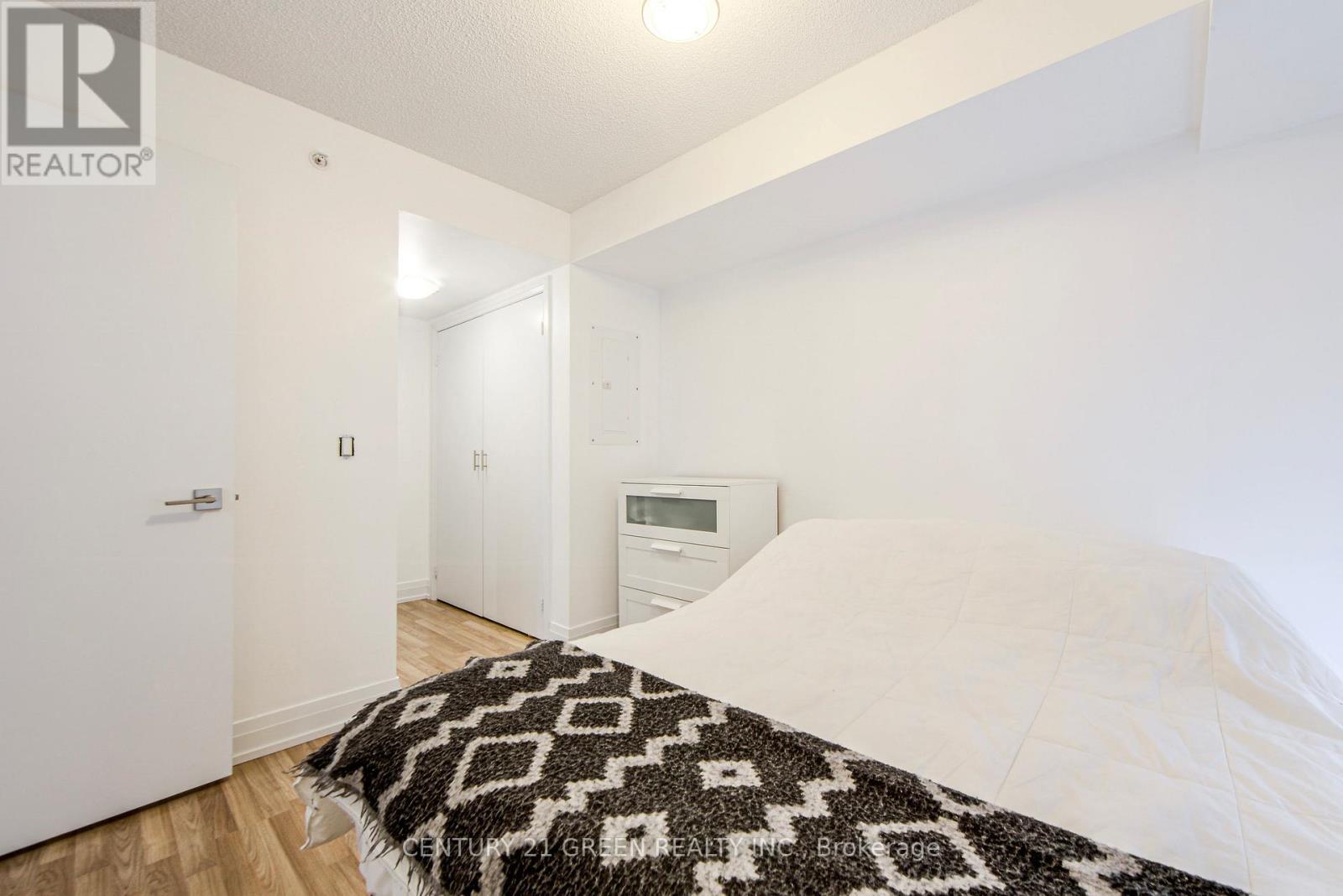 E501 - 555 Wilson Avenue, Toronto, Ontario  M3H 0C5 - Photo 15 - C12076257