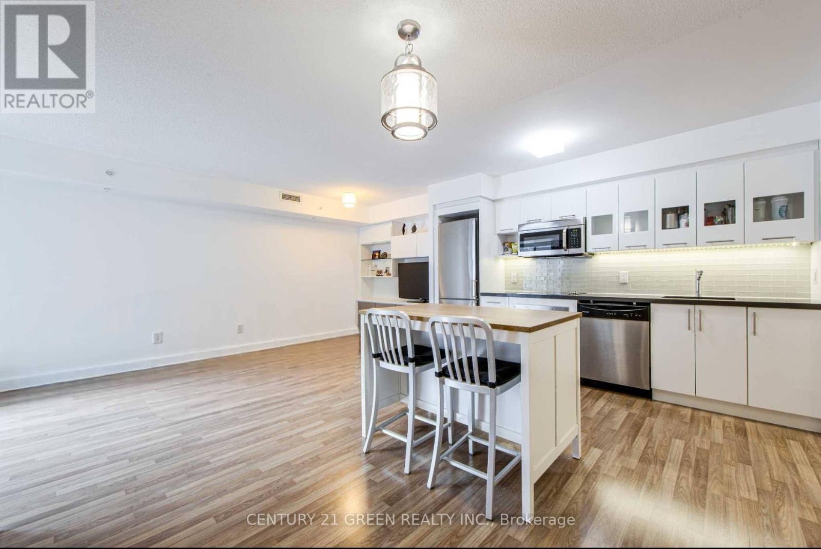 E501 - 555 Wilson Avenue, Toronto, Ontario  M3H 0C5 - Photo 9 - C12076257